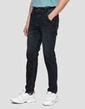 Cole Basic Spray Whisker Slim Celana Panjang Denim Pria