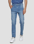 Cole Basic Spray Whisker Slim Celana Panjang Denim Pria