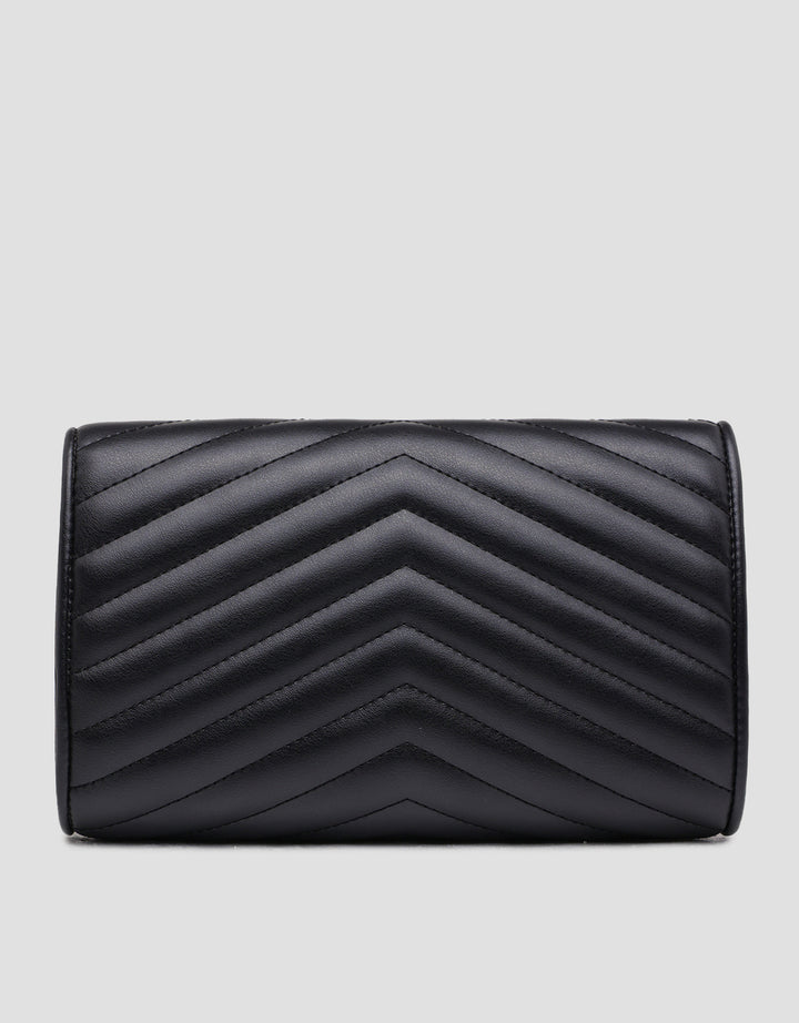 Connexion Petunia2 Chain Quilted Clutch for Women