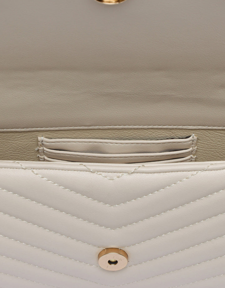 Connexion Petunia2 Chain Quilted Clutch for Women