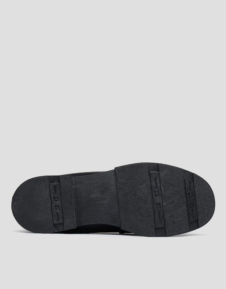 Laviola Chain Sepatu  Mocassin Wanita