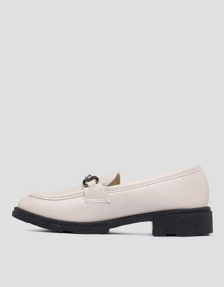 Laviola Chain Sepatu  Mocassin Wanita