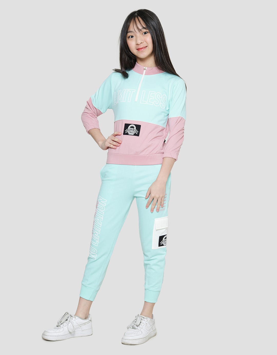 Nevada Crop Zipper Sweater Girls