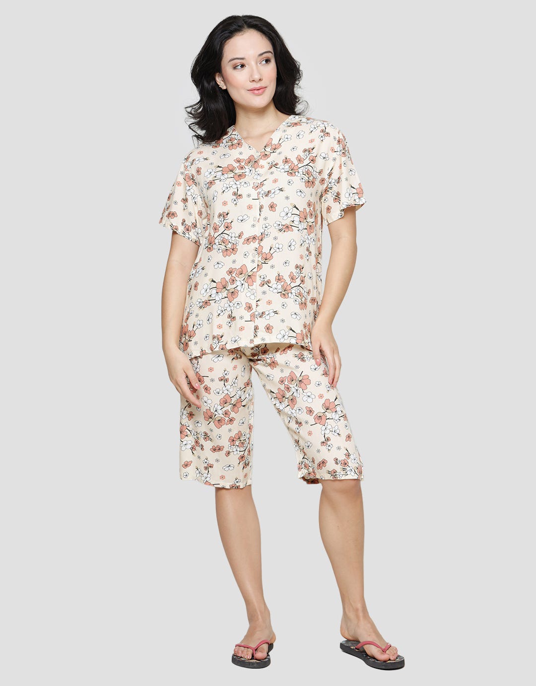 St. Yves Setelan Piyama Basic Wanita