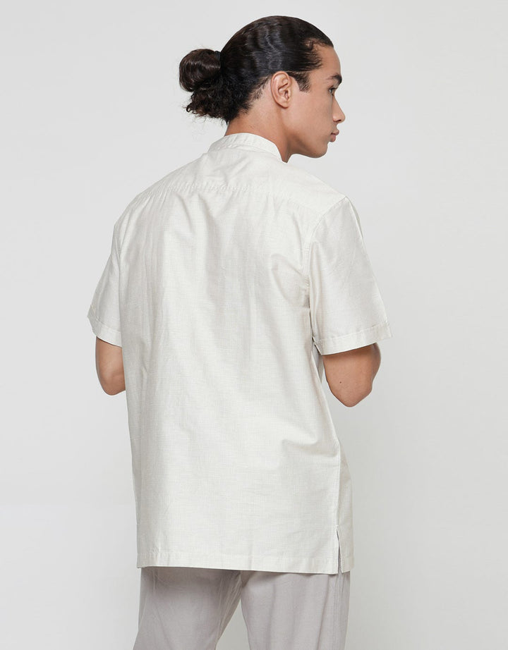 Cole Koko Lengan Pendek Pria Print Dada