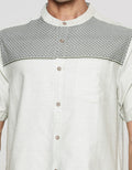 Cole Chest Print Baju Koko Pria