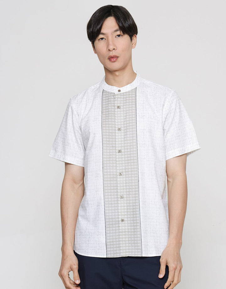 Cole Side Door Baju Koko Pria