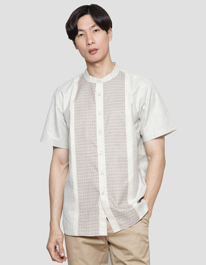 Cole Koko Lengan Pendek Yarndyed Pintu Pria