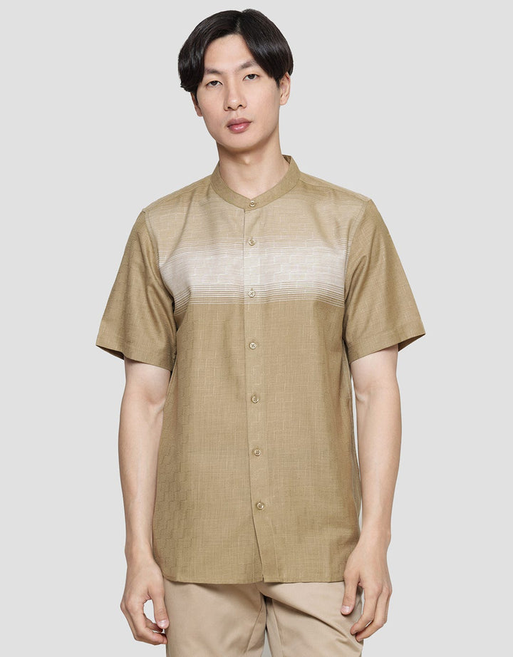 Cole Koko Lengan Pendek  Pria Yarndyed Dada Gradasi