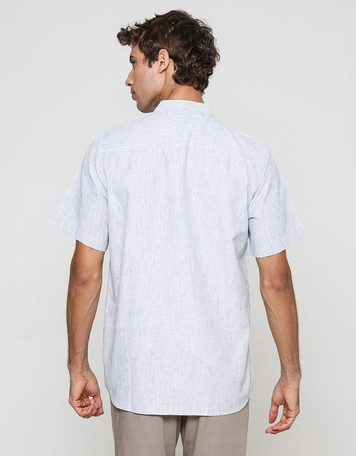 Cole Half Button Embro Baju Koko Pria