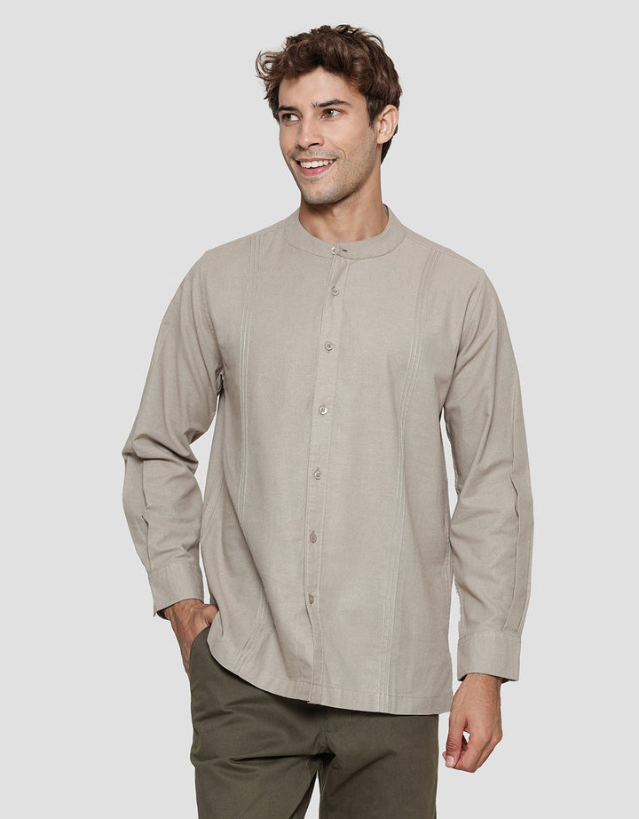 Cole Solid Pintuck Koko Lengan Panjang Pria