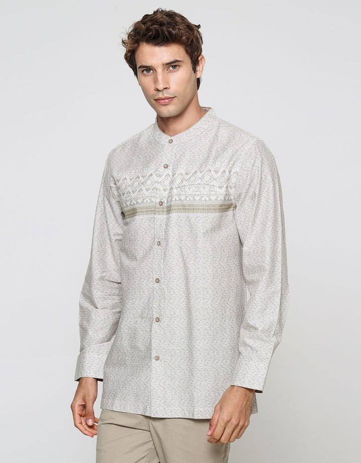 Cole Koko Lengan Panjang Pria Print Dada