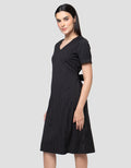 Cardinal Femme Print Stripes Dress Wanita