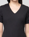 Cardinal Femme Print Stripes Dress Wanita