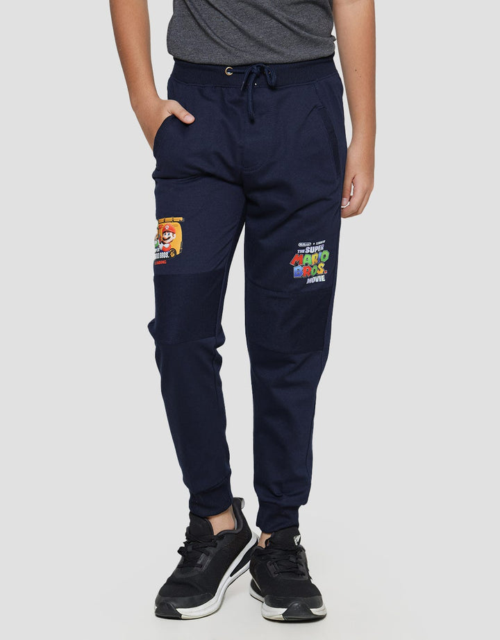 Character Mario Jogger Logo Anak Laki-laki