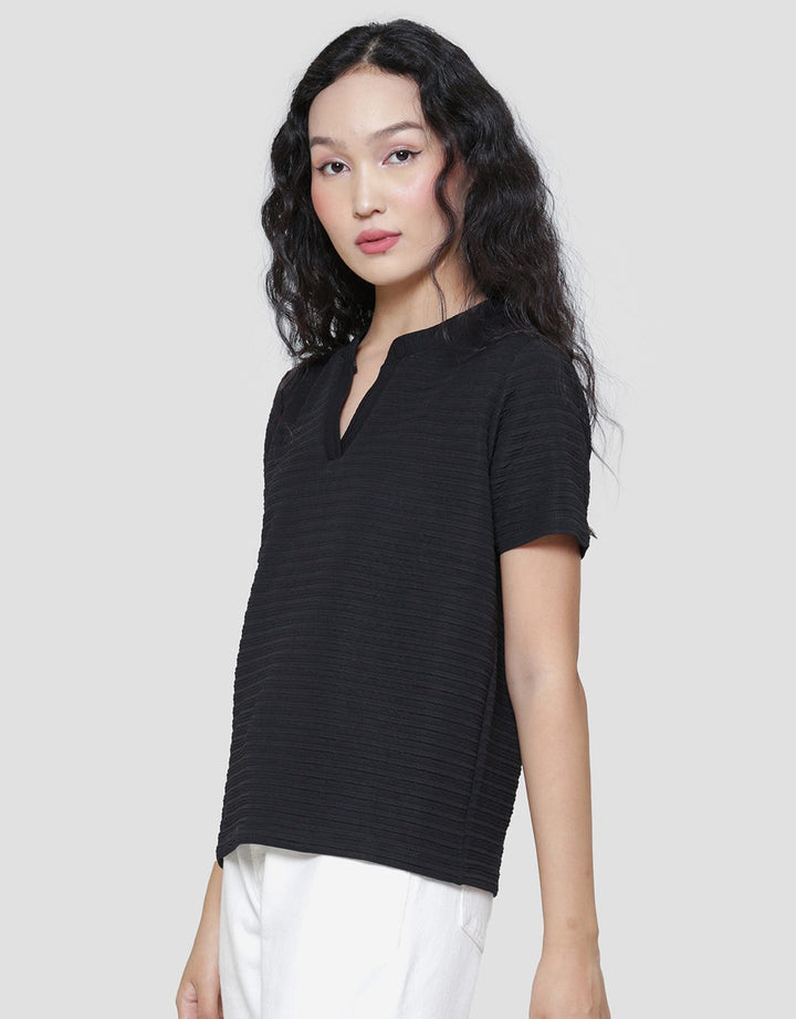 Connexion V Nect Texture Kaos Wanita