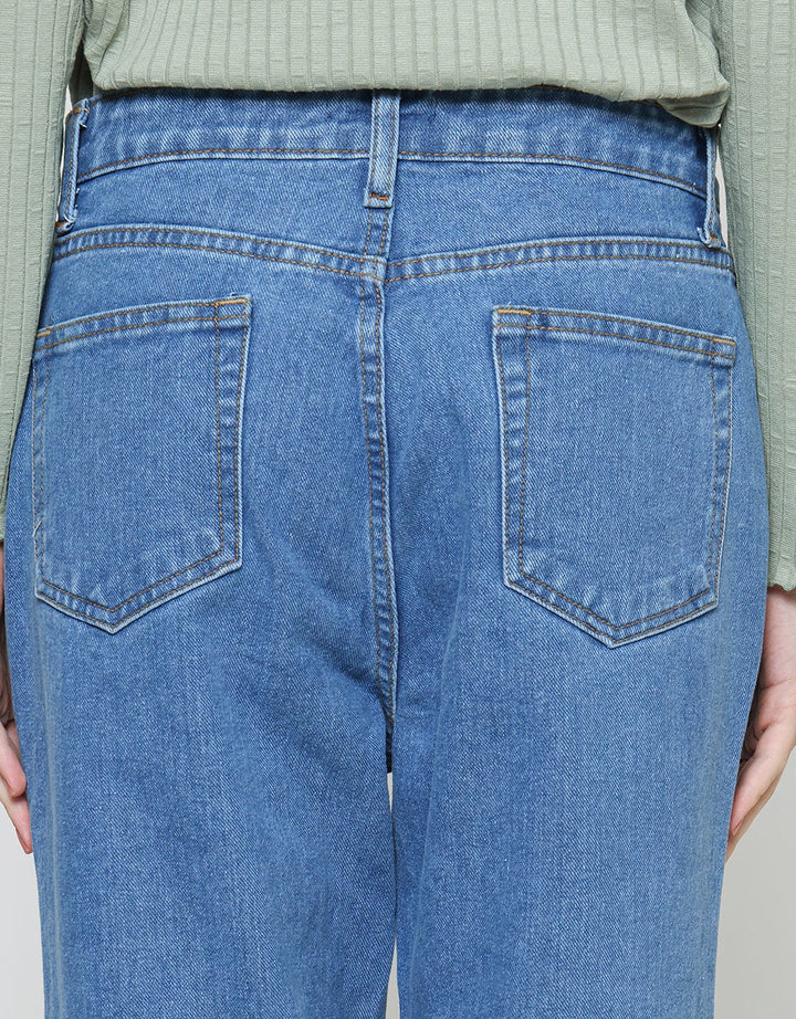 ConnexionCelana Panjang Denim Mom Cut Wanita