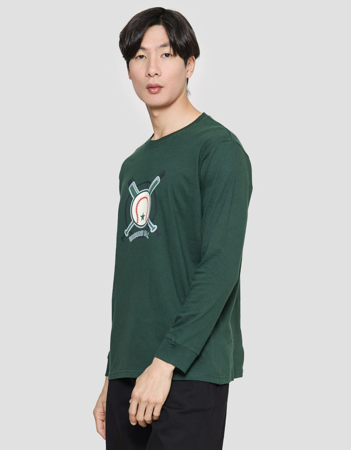 T Zone Kaos Lengan Panjang Pria Theme Retro Sport Boston2