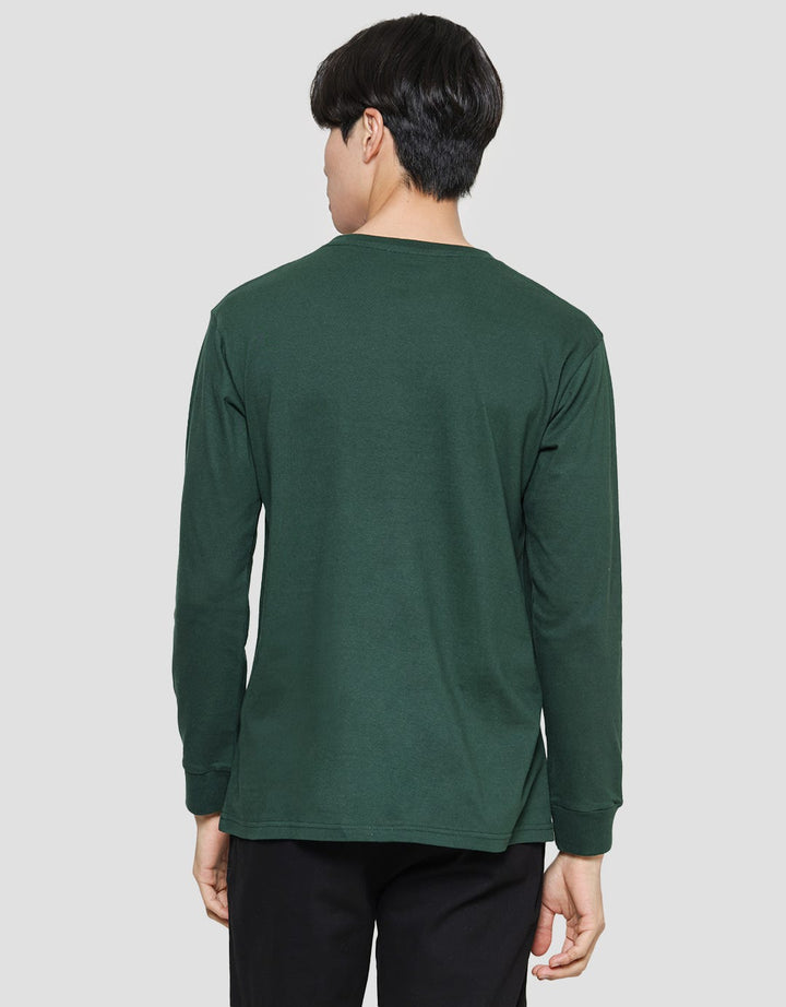 T Zone Kaos Lengan Panjang Pria Theme Retro Sport Boston2