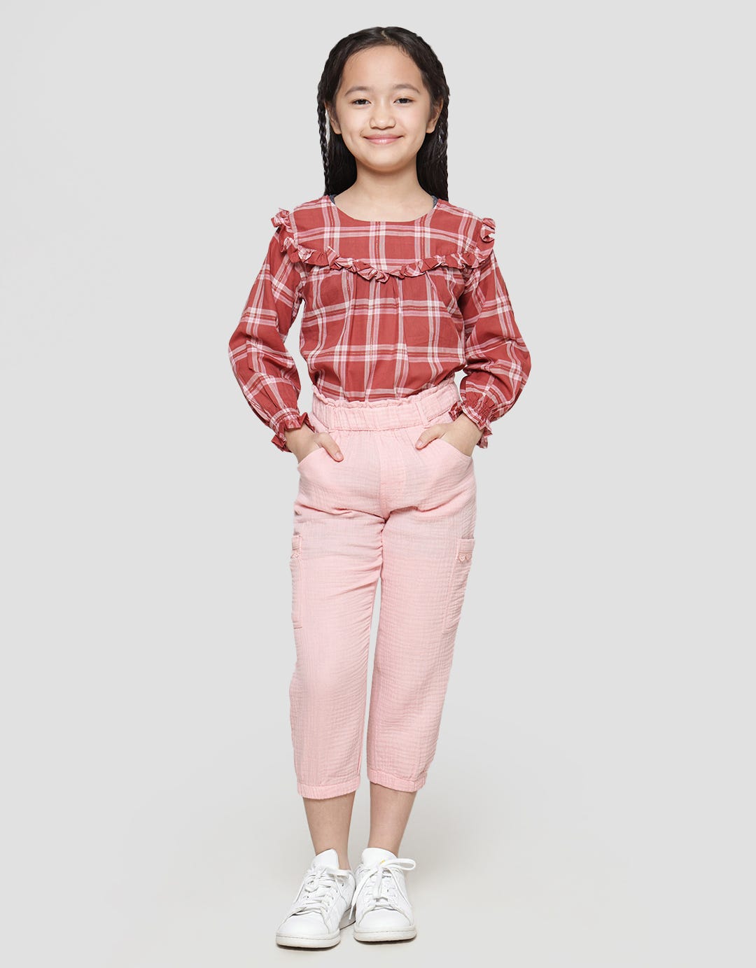Little M Paperbag Lace Application Pockets Girls Jogger Pants