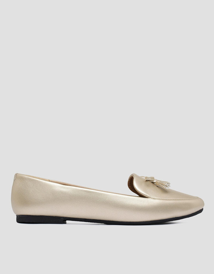 Nevada Women's Moccasin Shoes