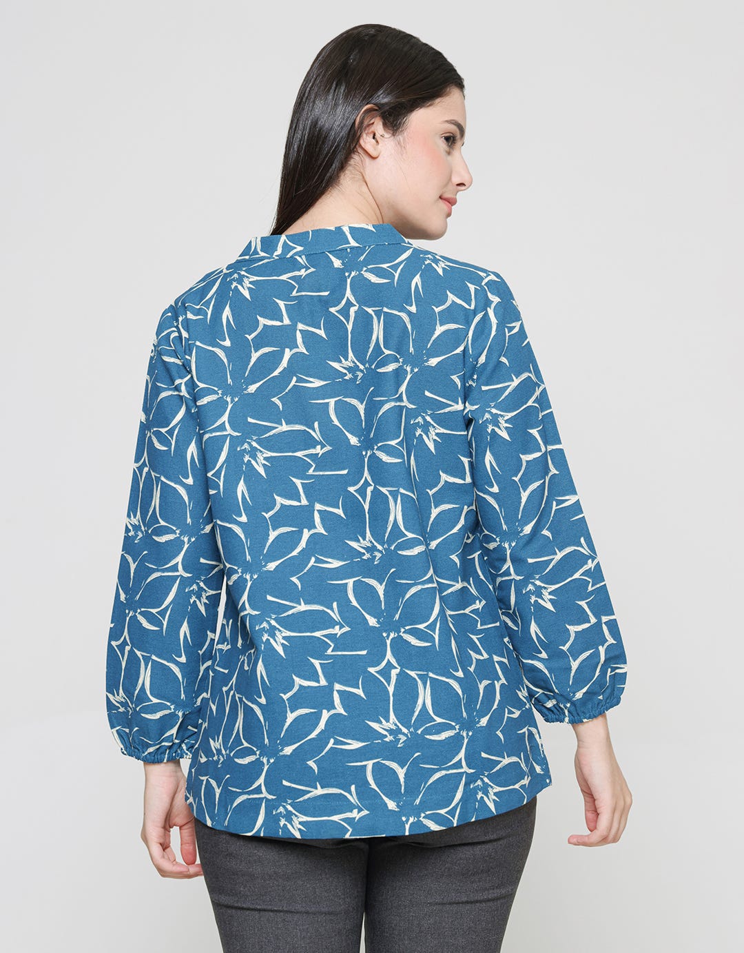 St. Yves Linen Printed V Neck Blouse for Women