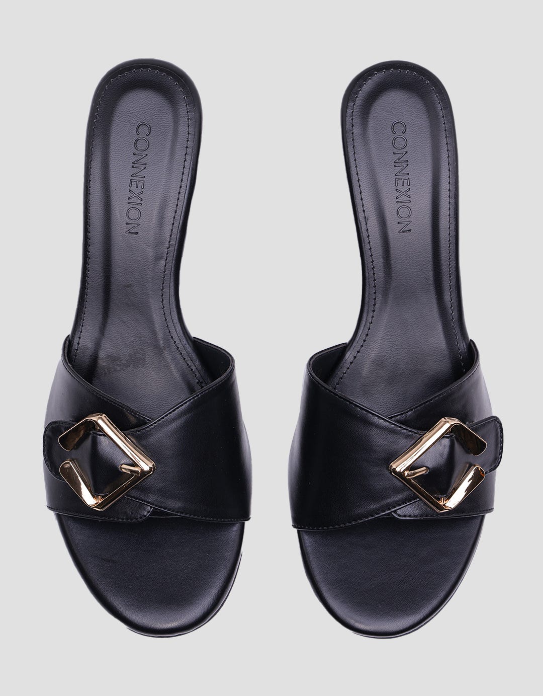 Connexion Buckle Strap Sandal Wedges Wanita