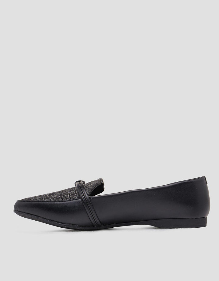 Connexion Pointed Sepatu Ballerina Wanita