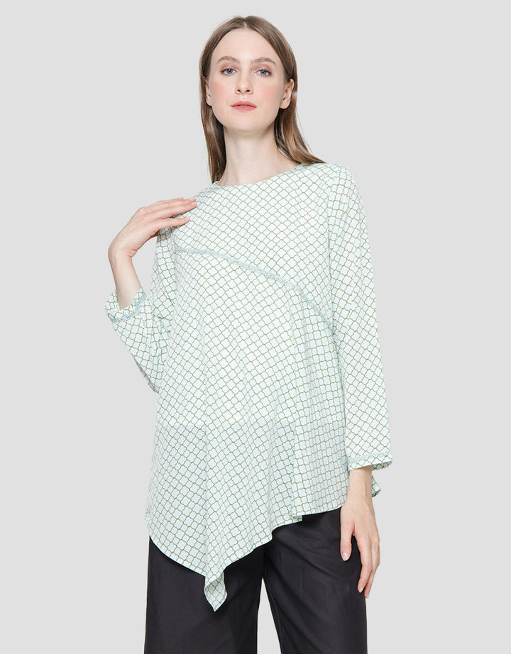Eprise Yasmine Wafiy Blouse Wanita