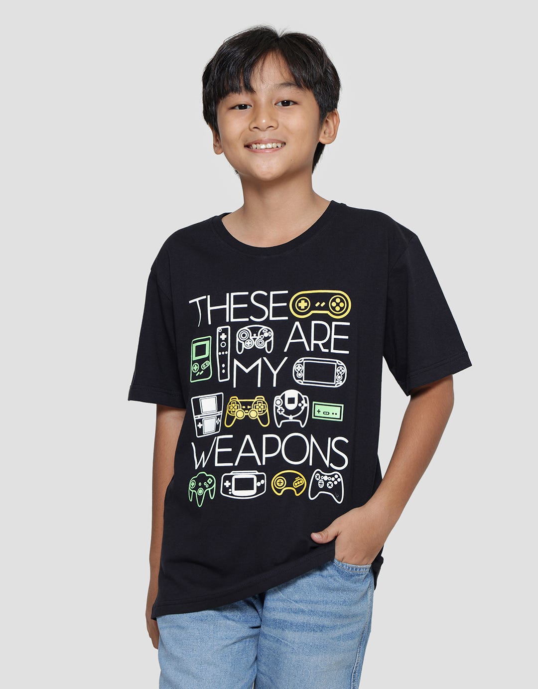 Aero These Are My Weapon Kaos Lengan Pendek Anak Laki-Laki