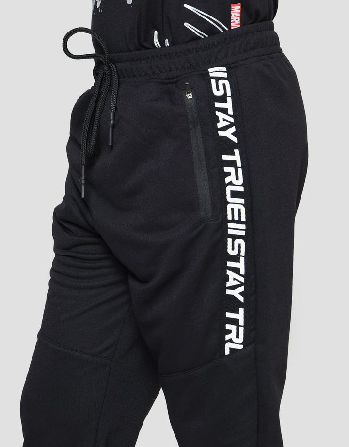 Nevada Jogger Tery Boys With Tape Stay True