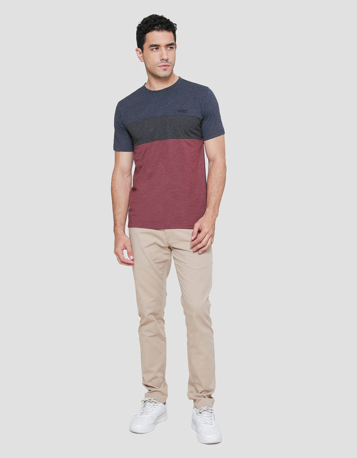 Cardinal Color Block Kaos Casual Pria