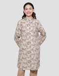 Expand Betty Blouse Wanita