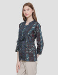 Arjuna Weda Blouse Batik Sawat Kawung Cap Wanita
