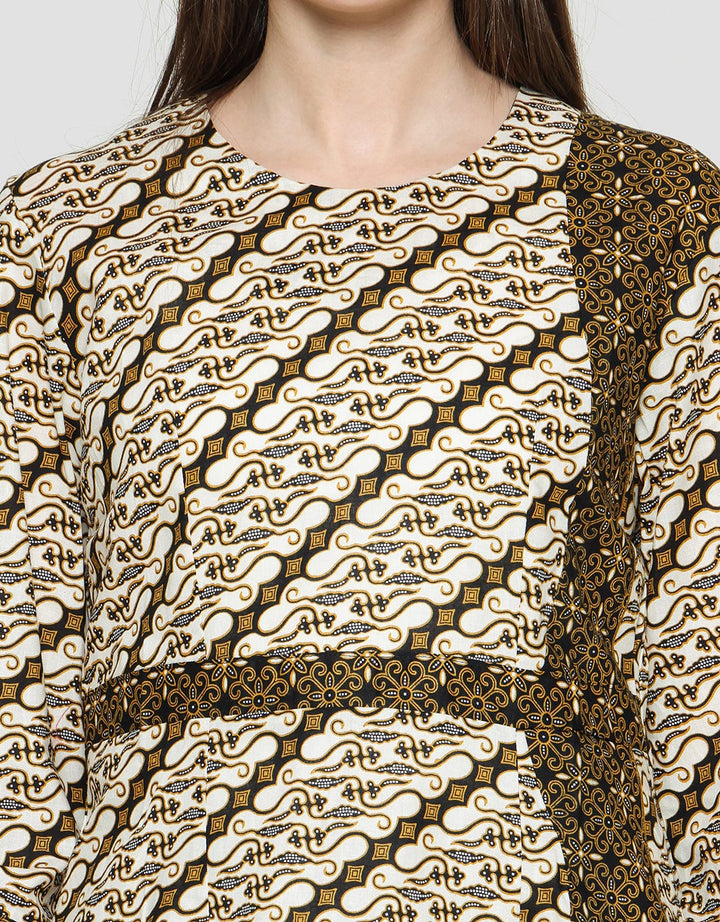 Adikusuma Women's Parang Centung Batik Blouse