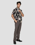 Adikusuma Print Dedaunan Hem Batik Body Fit Pria