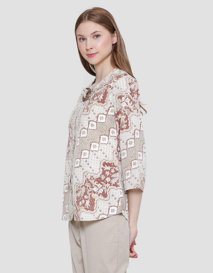 Arjuna Weda Lereng Kawung Women's Batik Blouse