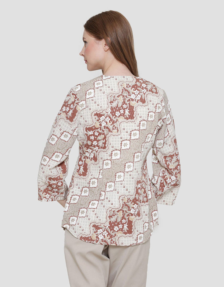 Arjuna Weda Lereng Kawung Women's Batik Blouse