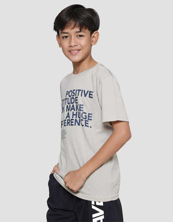 Nevada Print A Positive Attitude Kaos Lengan Pendek Anak Laki-Laki