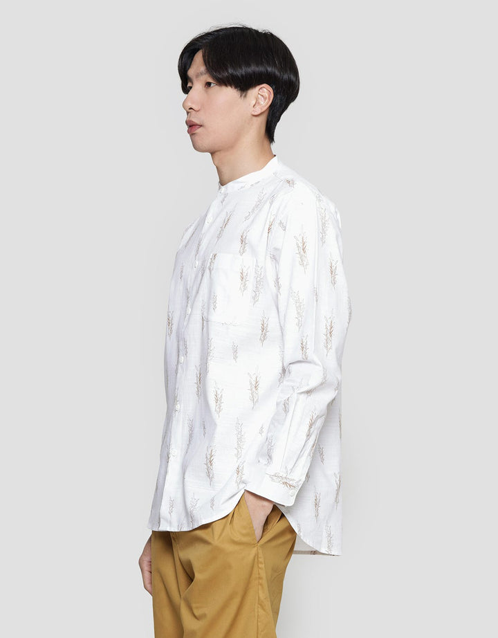 Suko Stripped Mandarin Collar Kemeja Pria
