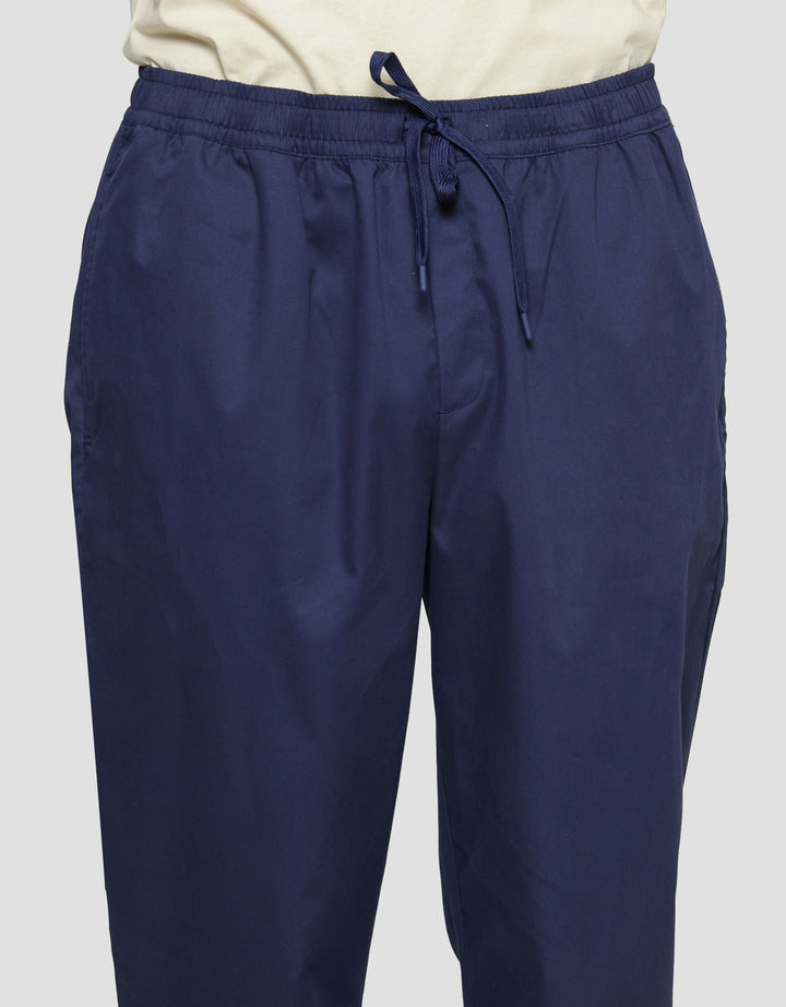 Suko Woven Relax Fit Celana Panjang Chinos Pria