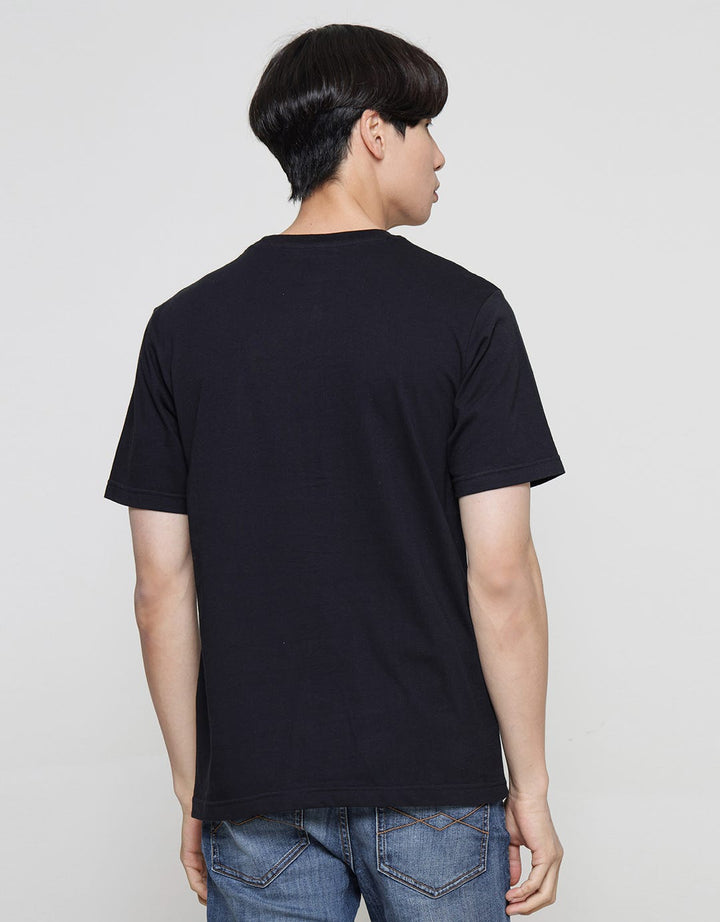 American Jeans Anime Front Print Comb 24S Kaos Lengan Pendek Pria