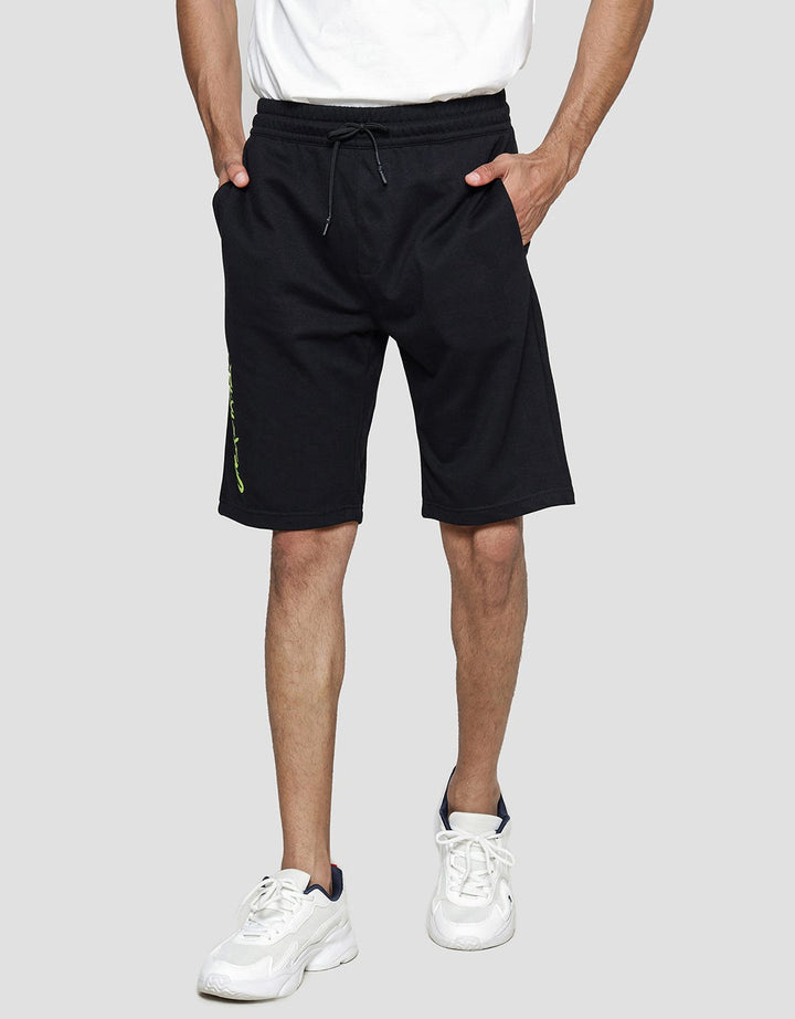 American Jeans Knit Basic Front Print Celana Pendek Pria