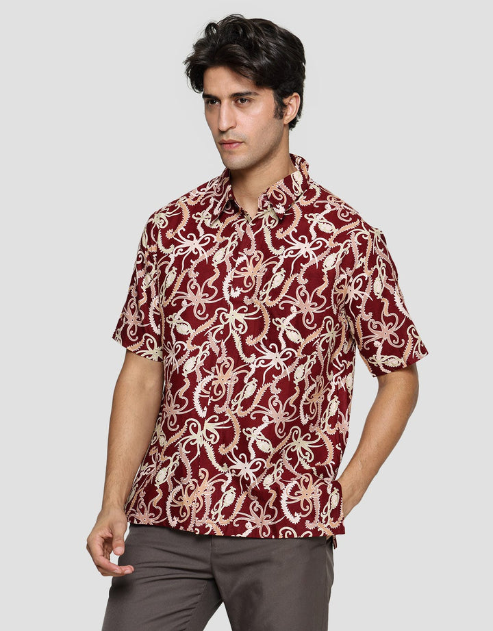 Adikusuma Regular Fit Batik Sasirangan Turn-Back Shirt for Men