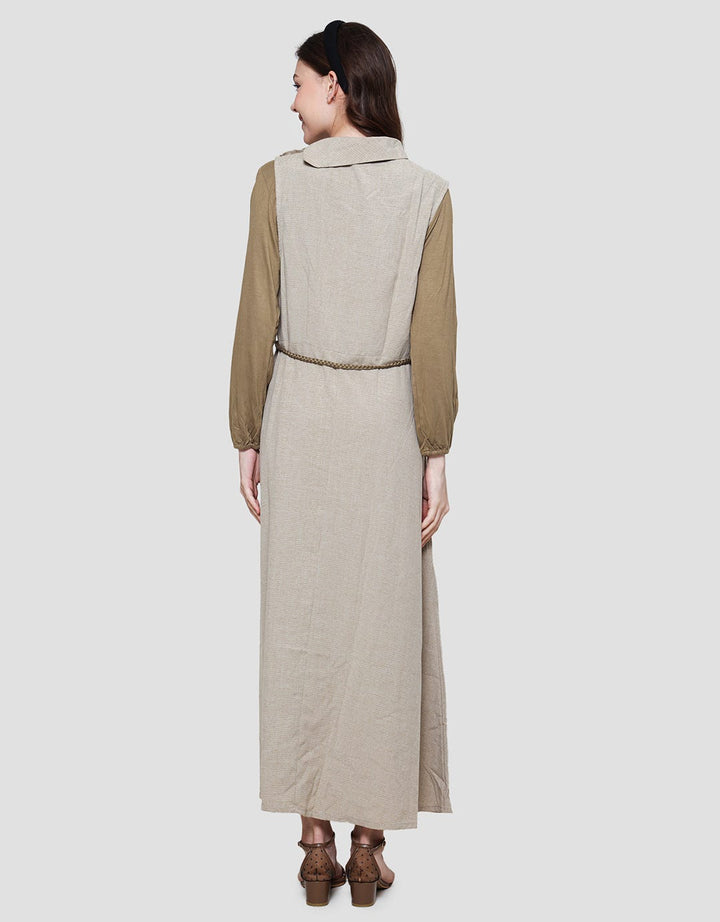 Expand Lyn Overall Dress Wanita
