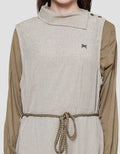 Expand Lyn Overall Dress Wanita
