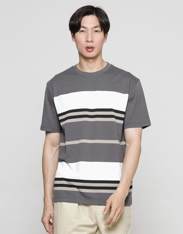 Details Yd Stripe Riko Fit Men's Short Sleeve T-Shirt