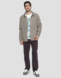 Details Jaket Coach Pria With 3 Pockets