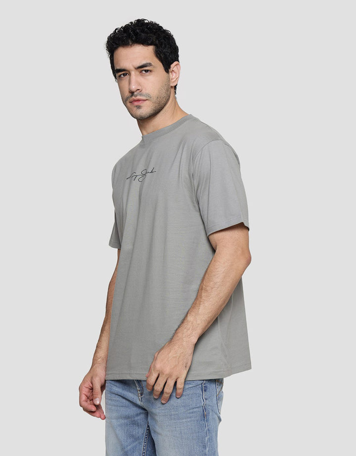 Marvel Tony Stark Saving The Eart Kaos Lengan Pendek Pria