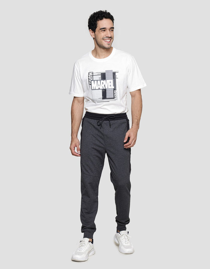 Marvel Avengers Logo Celana Panjang Pria
